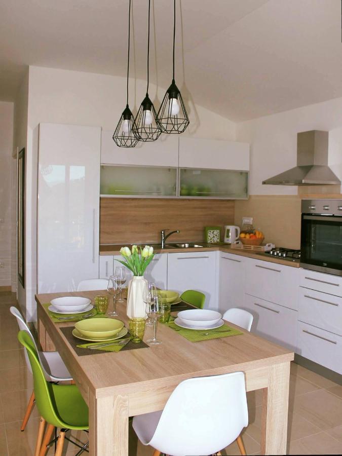 Apartman Ruza 2 Opric Екстериор снимка