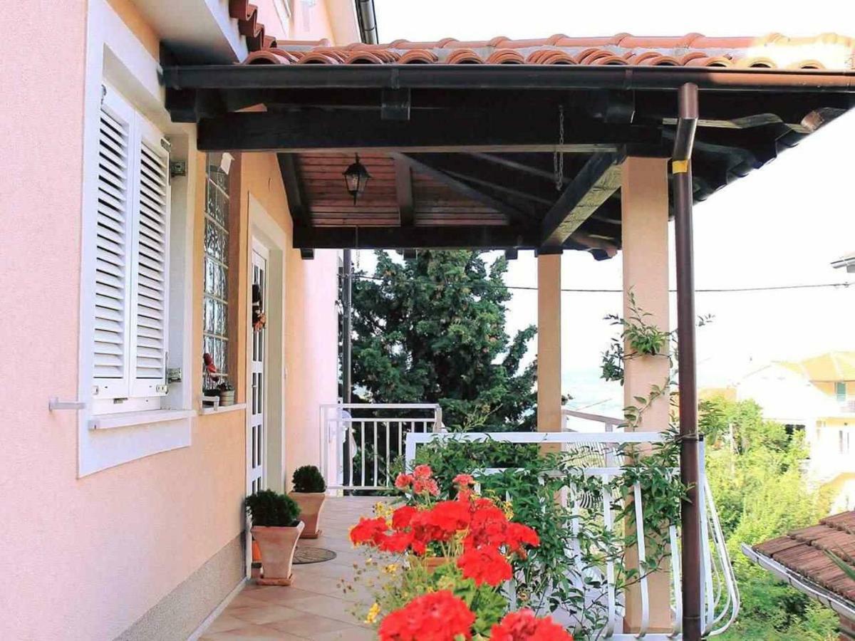 Apartman Ruza 2 Opric Екстериор снимка
