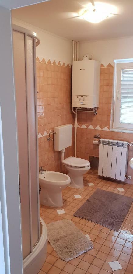 Apartman Ruza 2 Opric Екстериор снимка